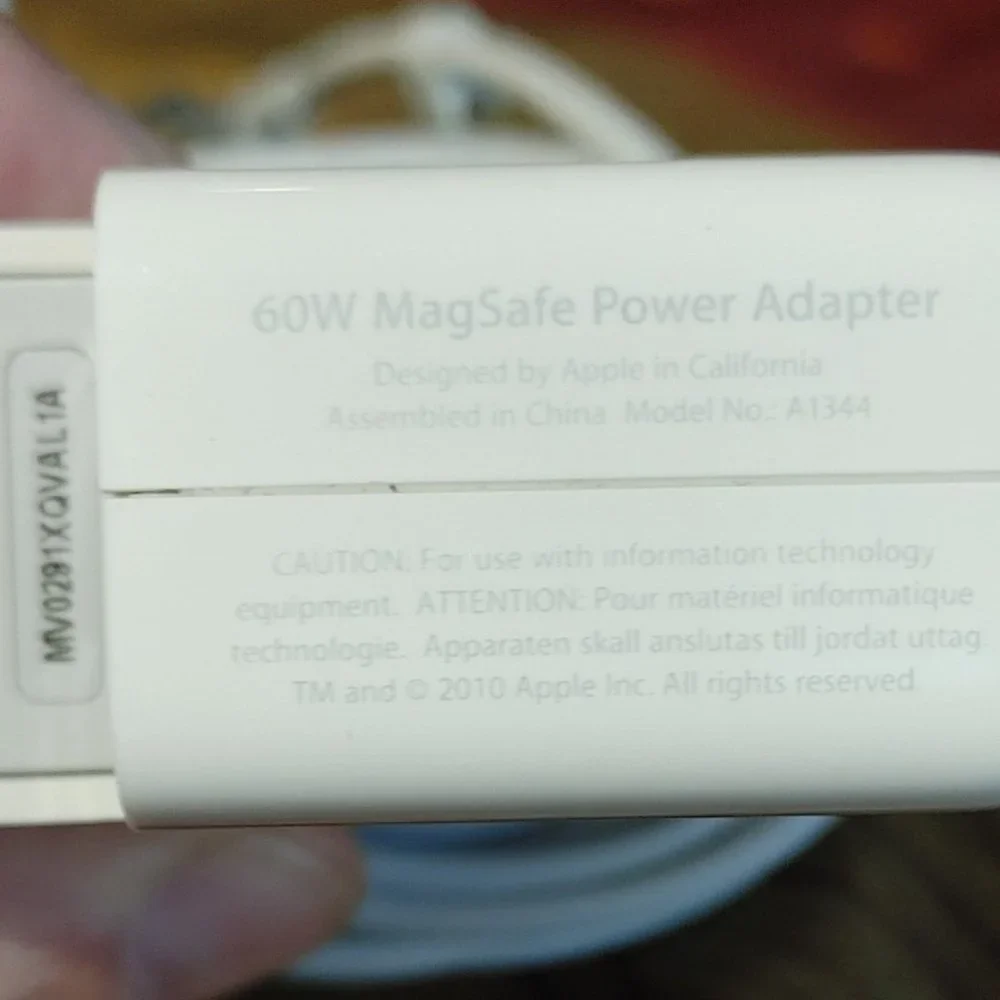 Apple 60W MagSafe a1344 Power Adapter